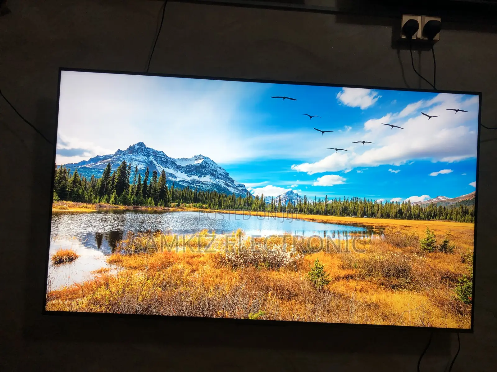 Hisense 50" A7 Smart TV — Dolby Vision | Executive Edition Refined