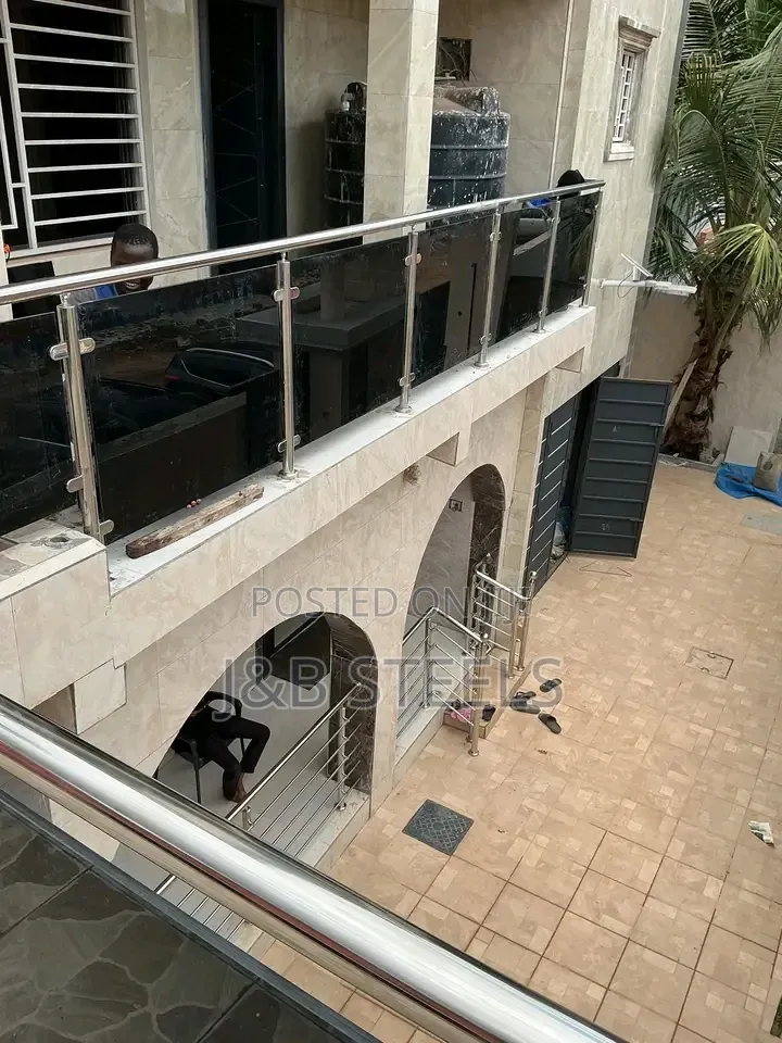 10m Framed Grey Glass