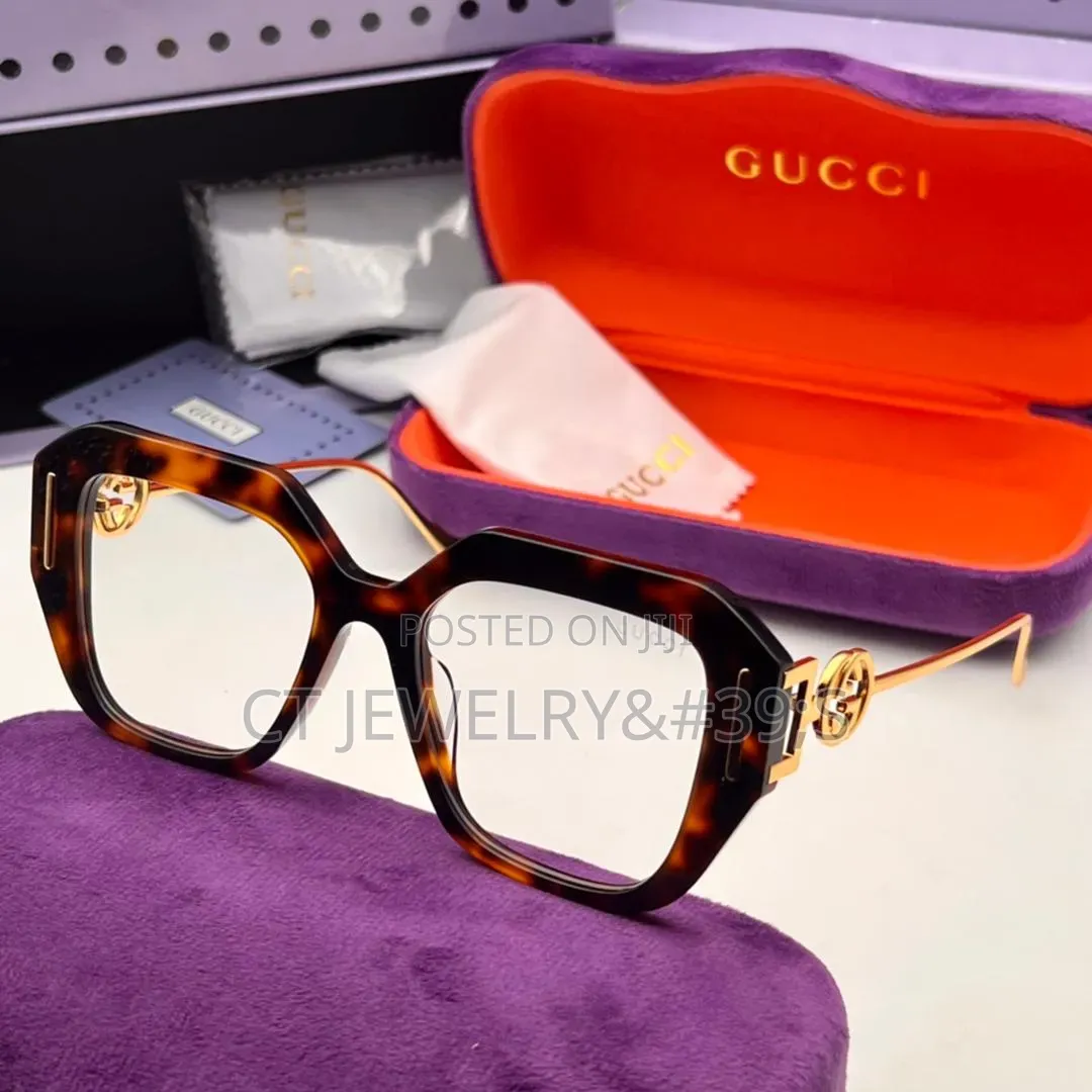 Luxury GUCCI Frame Shade for the Fashionable Ladies