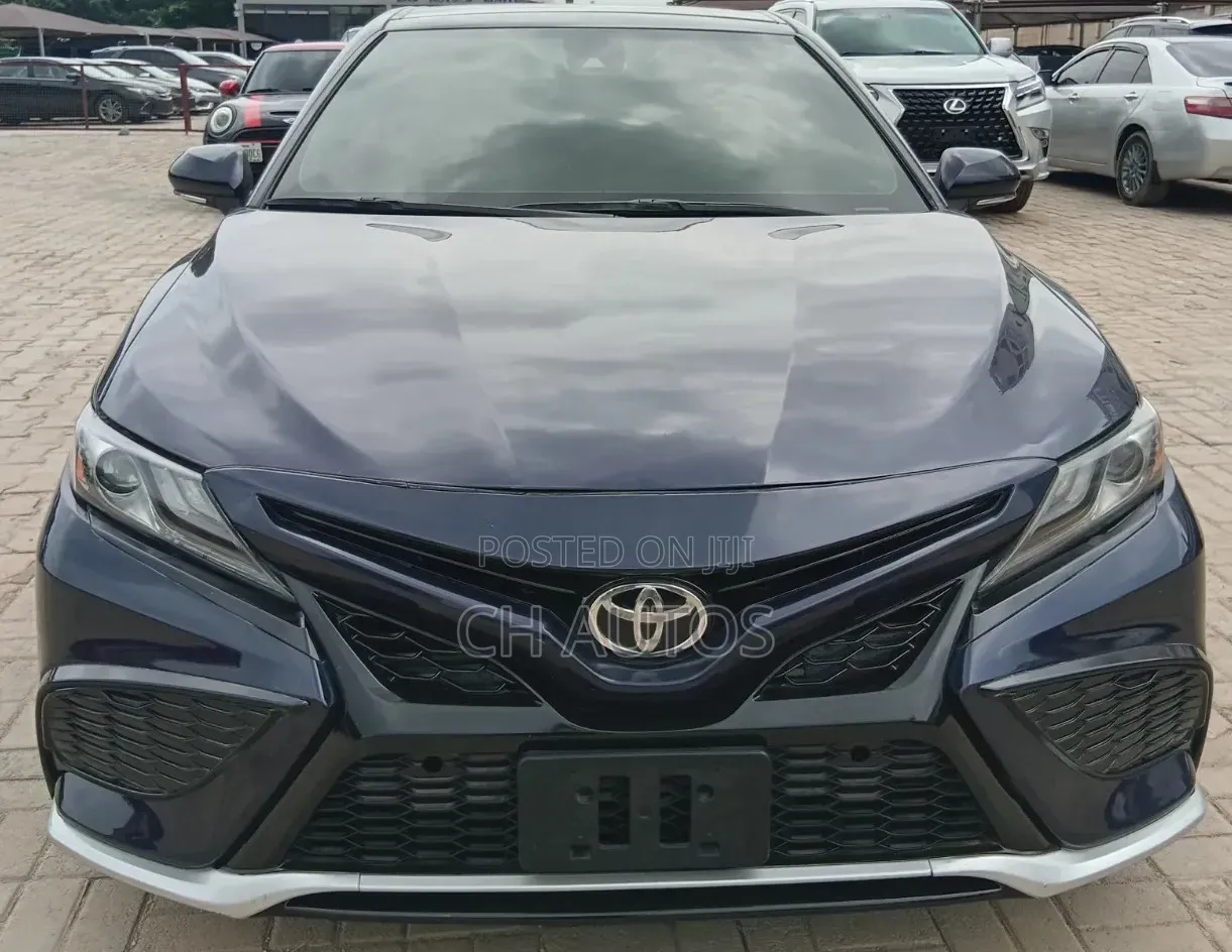 Toyota Camry XSE V6 2023 Blue