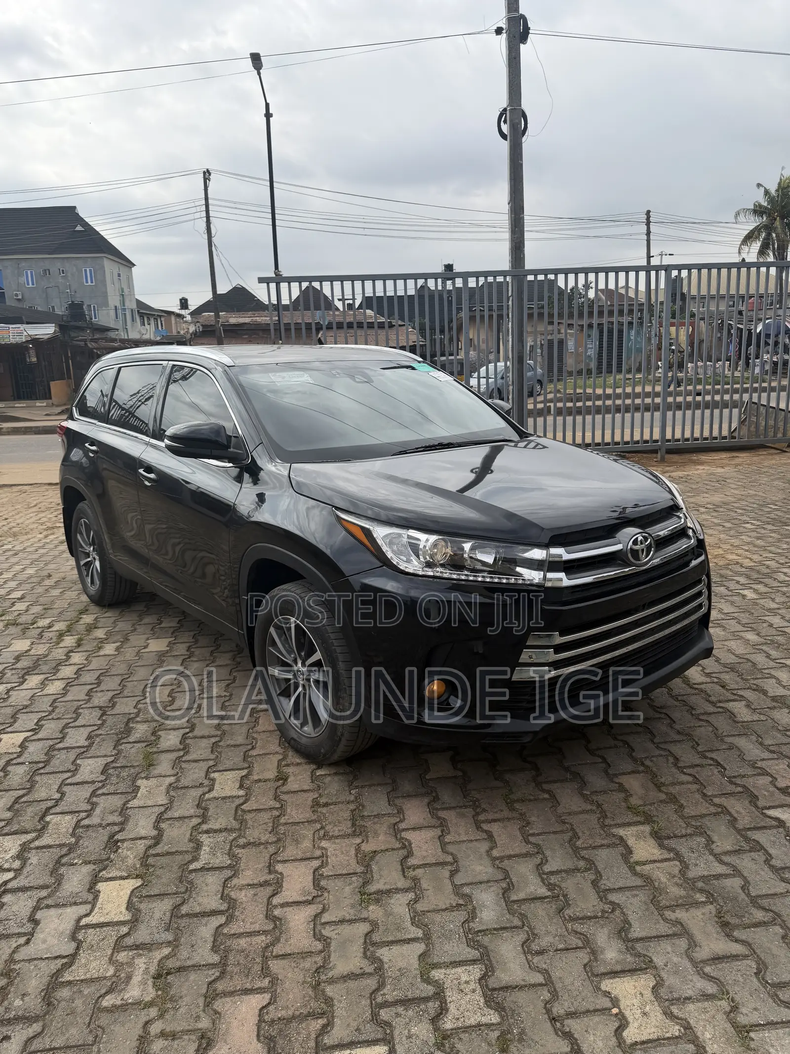 Toyota Highlander XLE 2019 Black