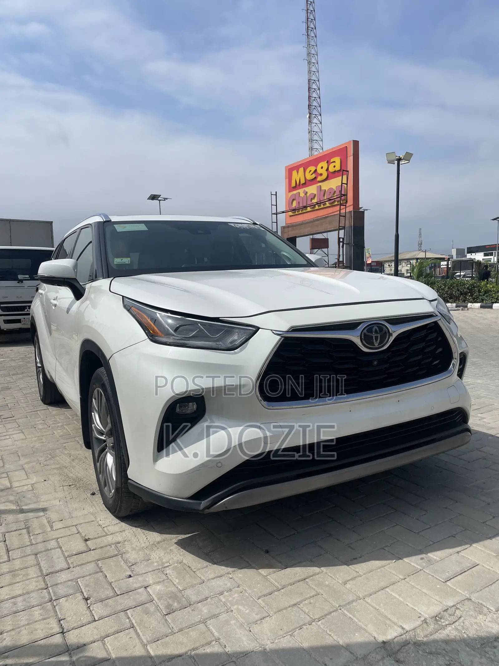 Toyota Highlander Platinum AWD 2020 White