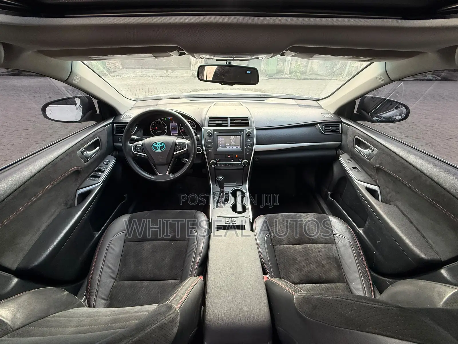 Toyota Camry XSE 4dr Sedan (3.5L 6cyl 6A) 2015 White