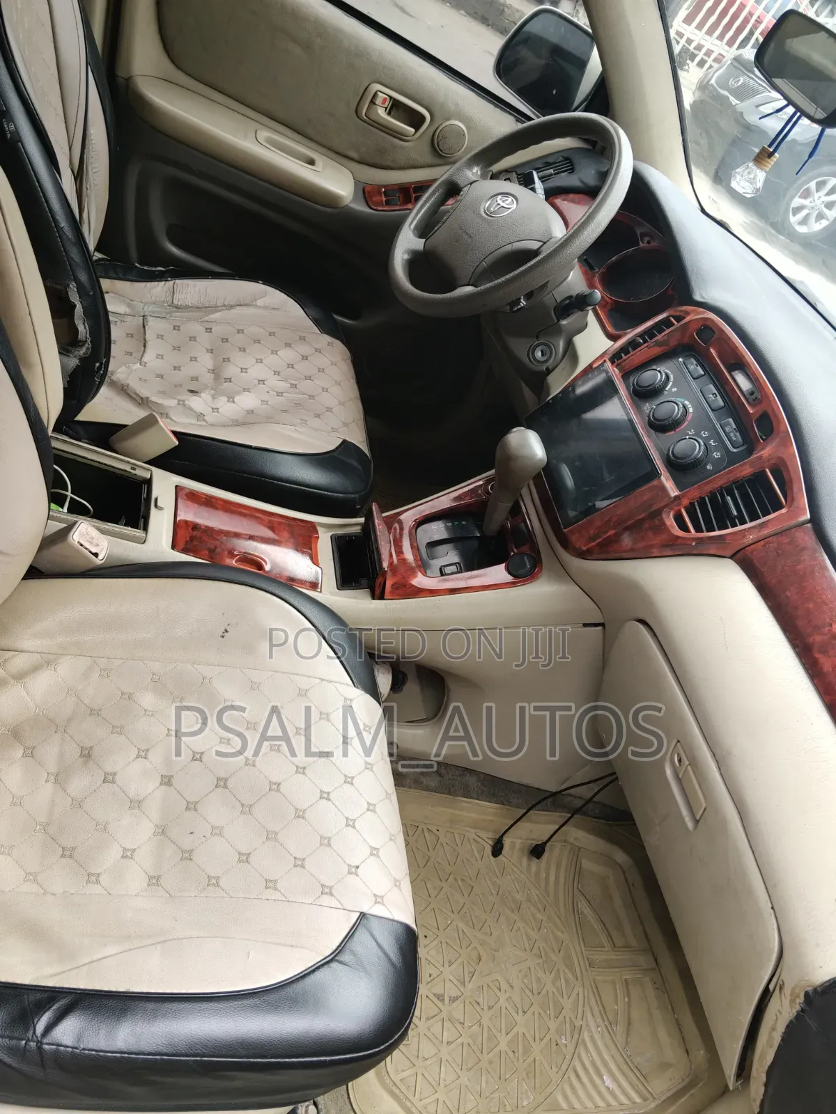 Toyota Highlander 2005 Gold