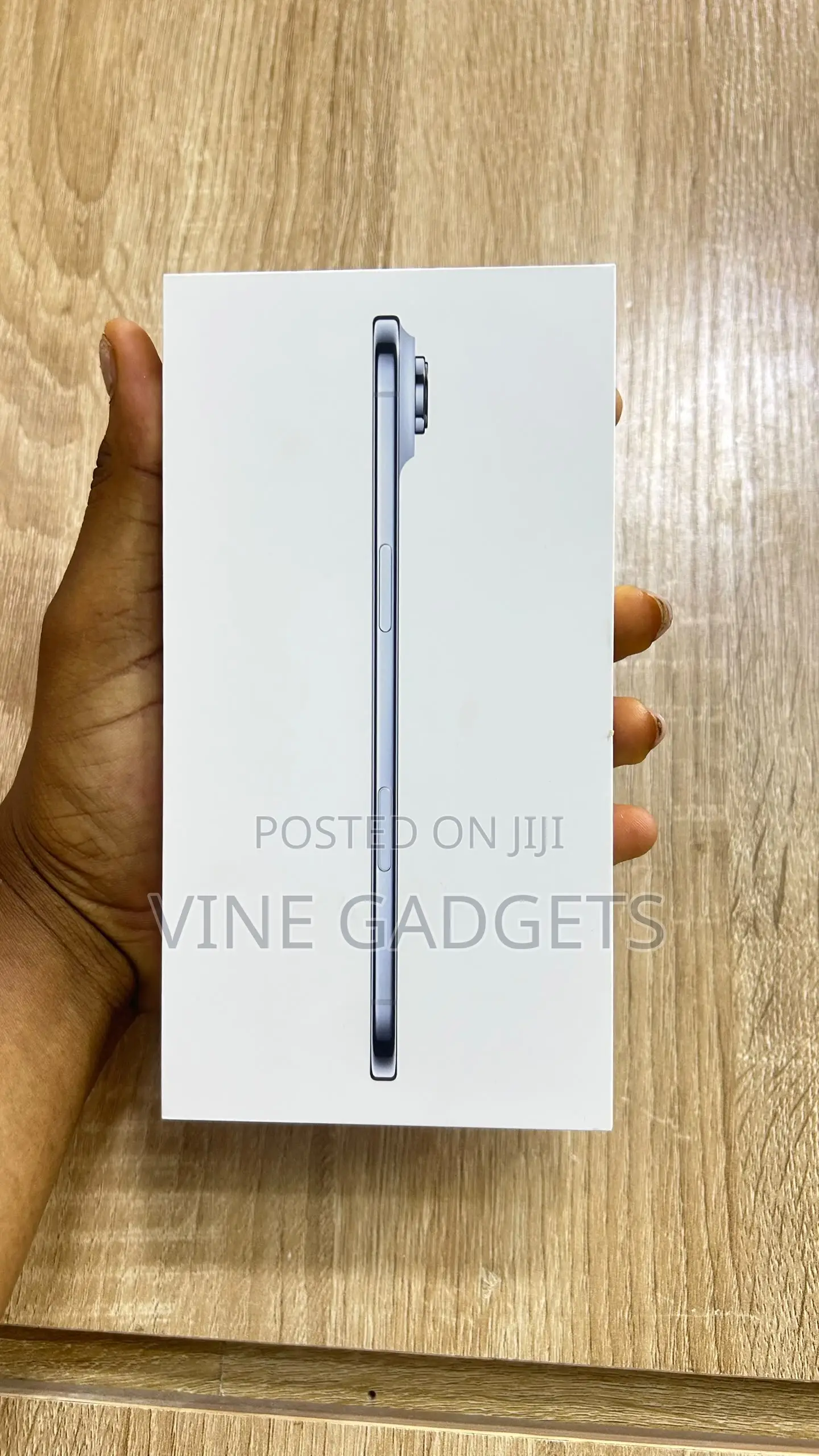 New Apple iPhone Air 1 TB Blue