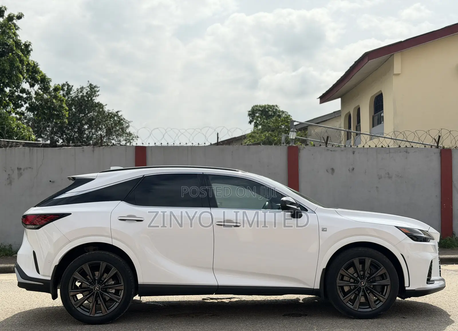 Lexus RX 350 F SPORT AWD 2024 White