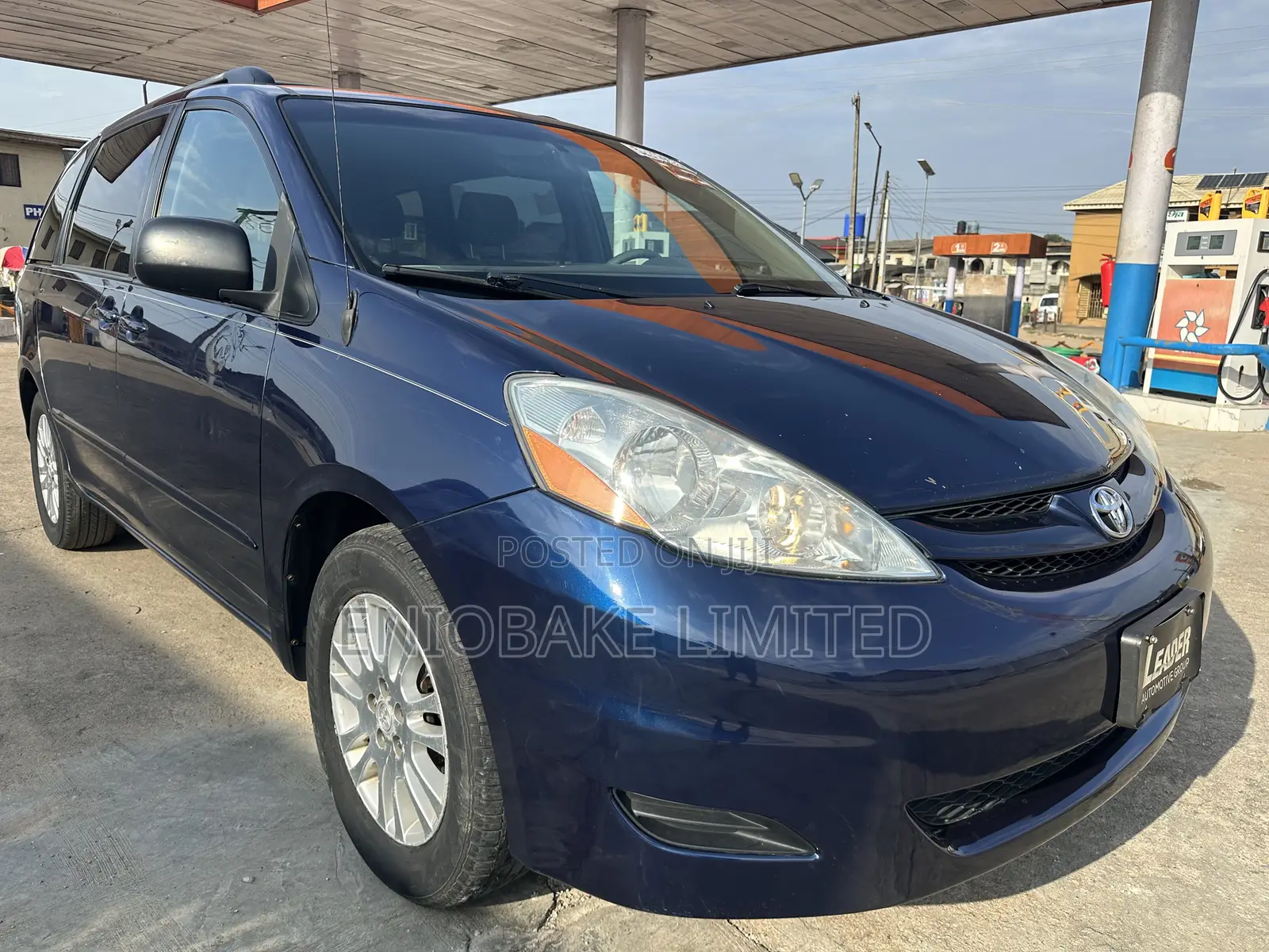 Toyota Sienna XLE FWD 2006 Blue