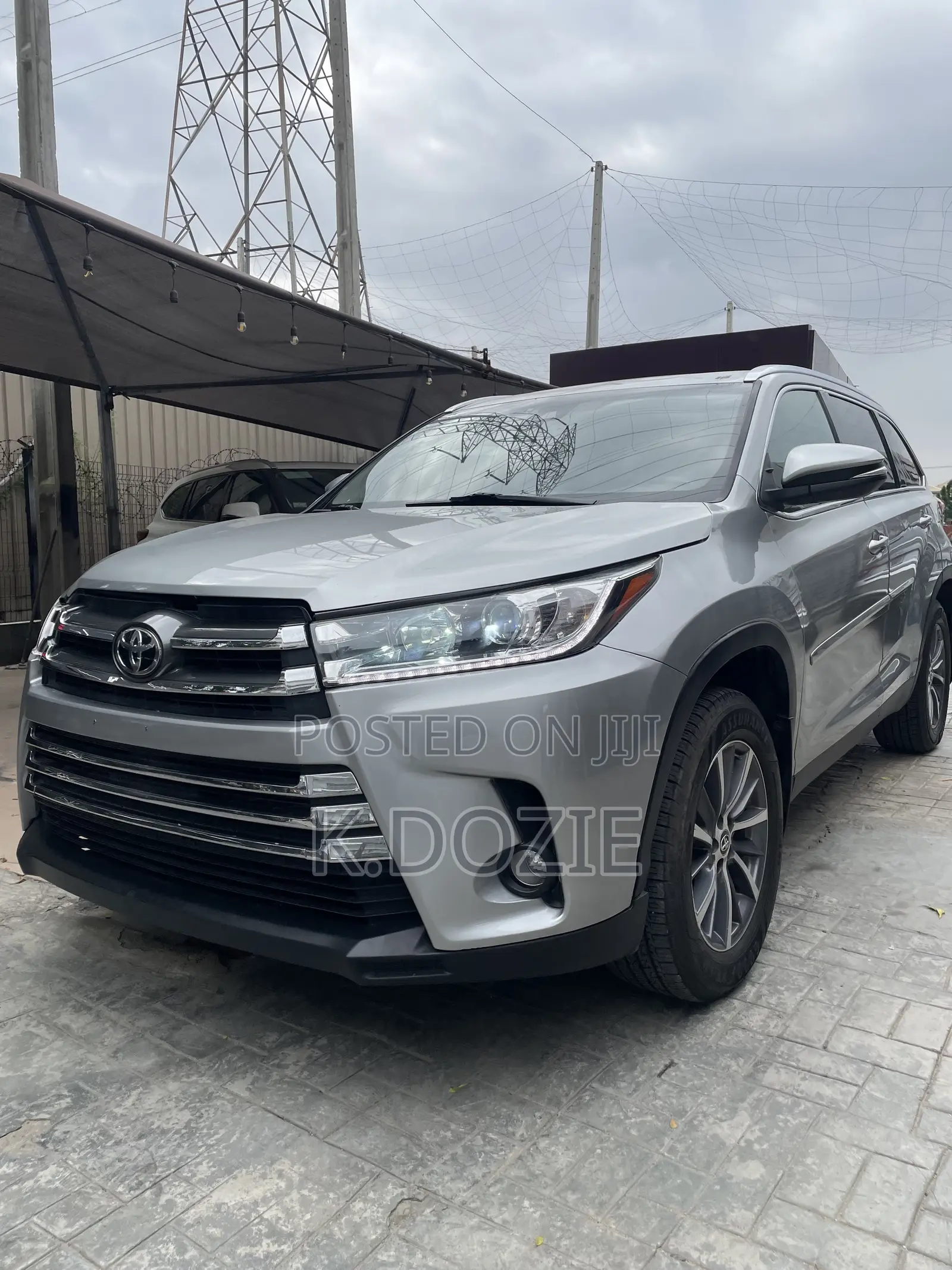 Toyota Highlander XLE 2019 Gray