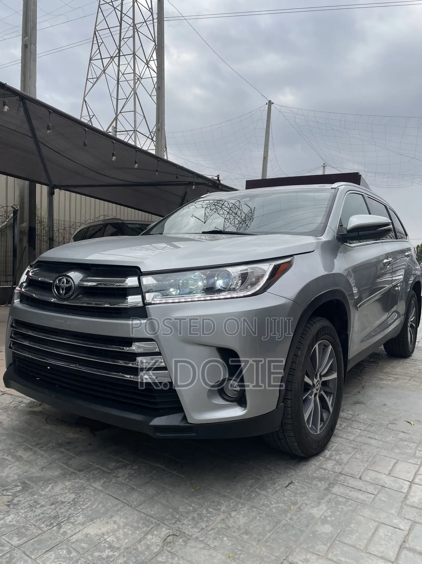 Toyota Highlander XLE 2019 Gray