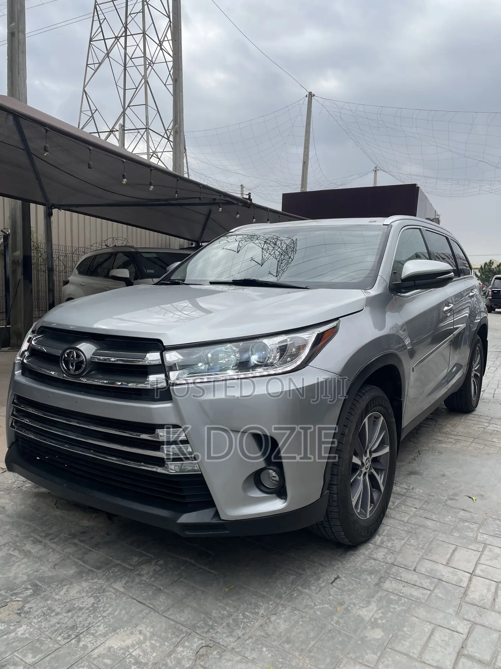 Toyota Highlander XLE 2019 Gray