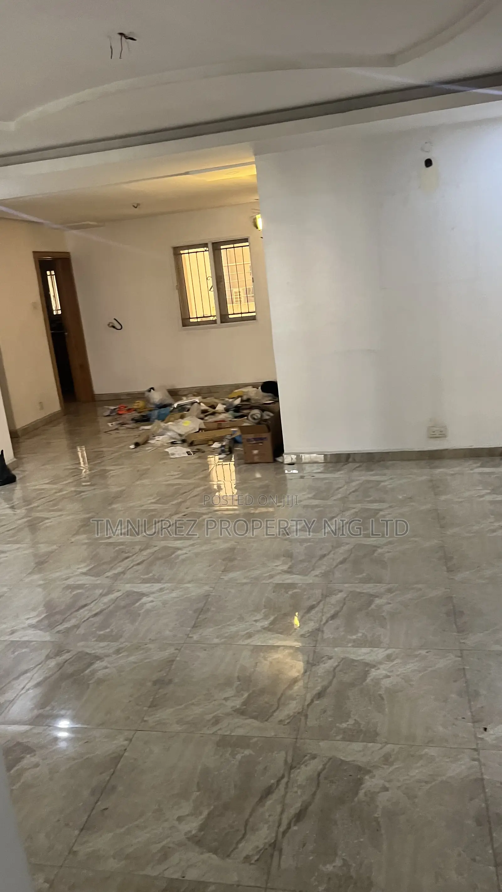 3bdrm Apartment in Chevron for rent