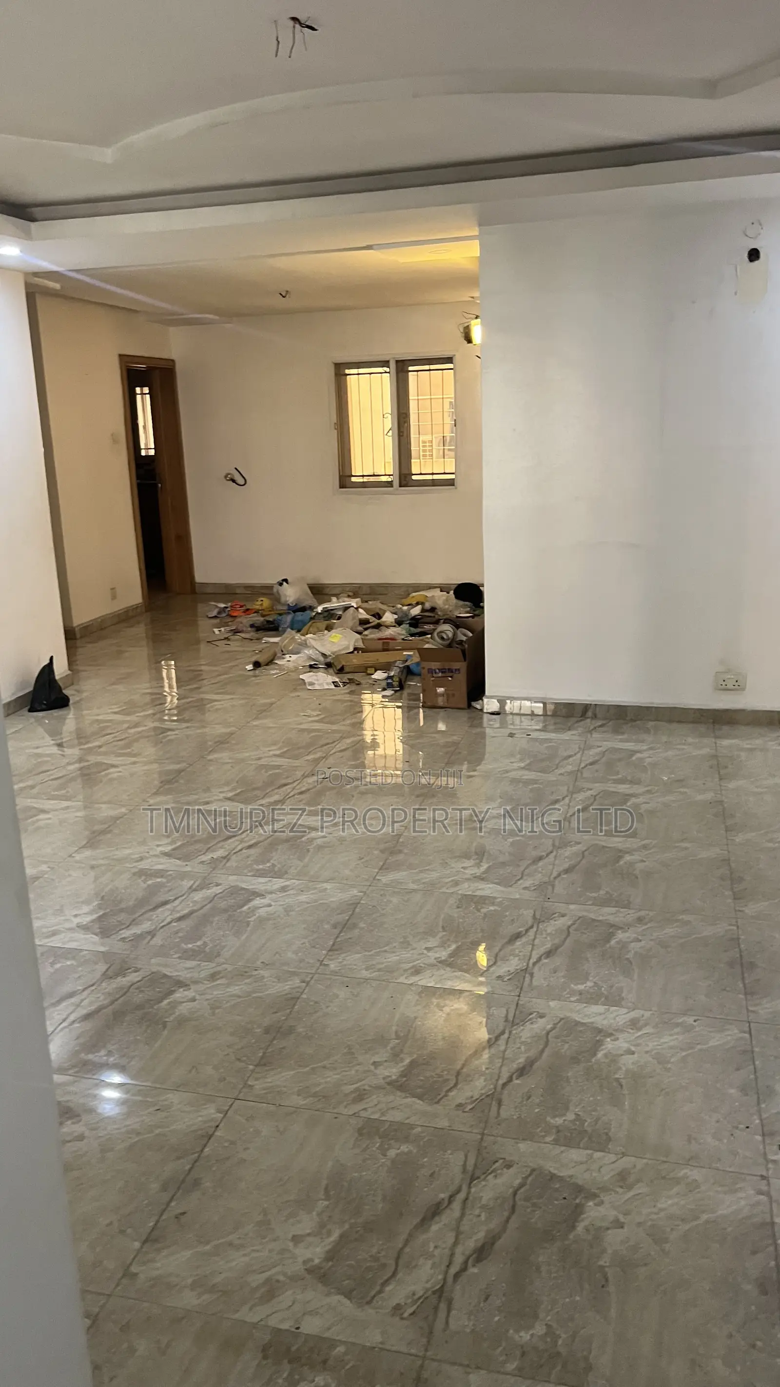 3bdrm Apartment in Chevron for rent