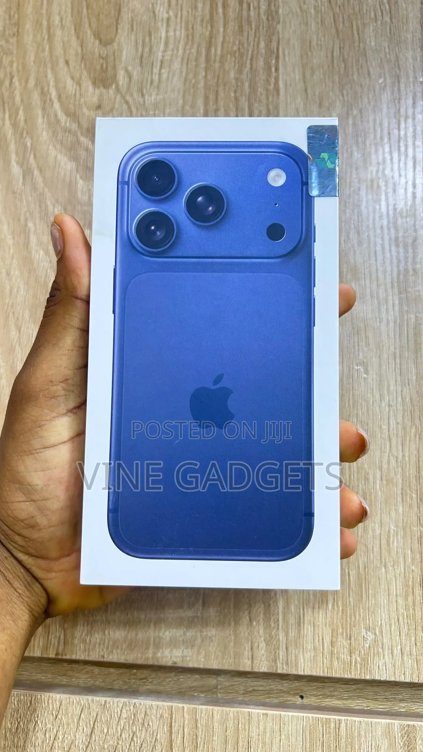 New Apple iPhone 17 Pro 1 TB Blue