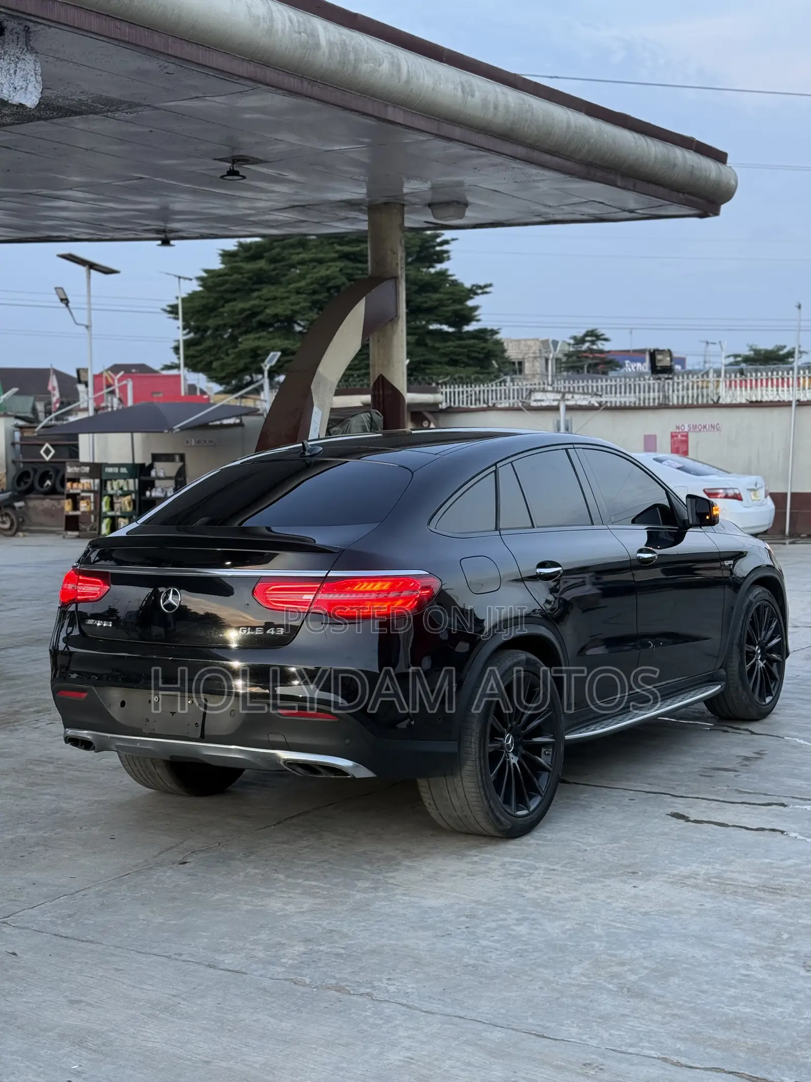 Mercedes-Benz GLE-Class AMG GLE 43 4MATIC 2017 Black