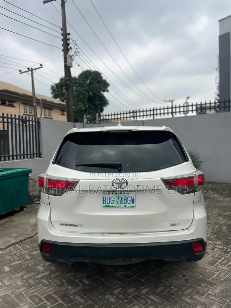 Toyota Highlander 2015 White