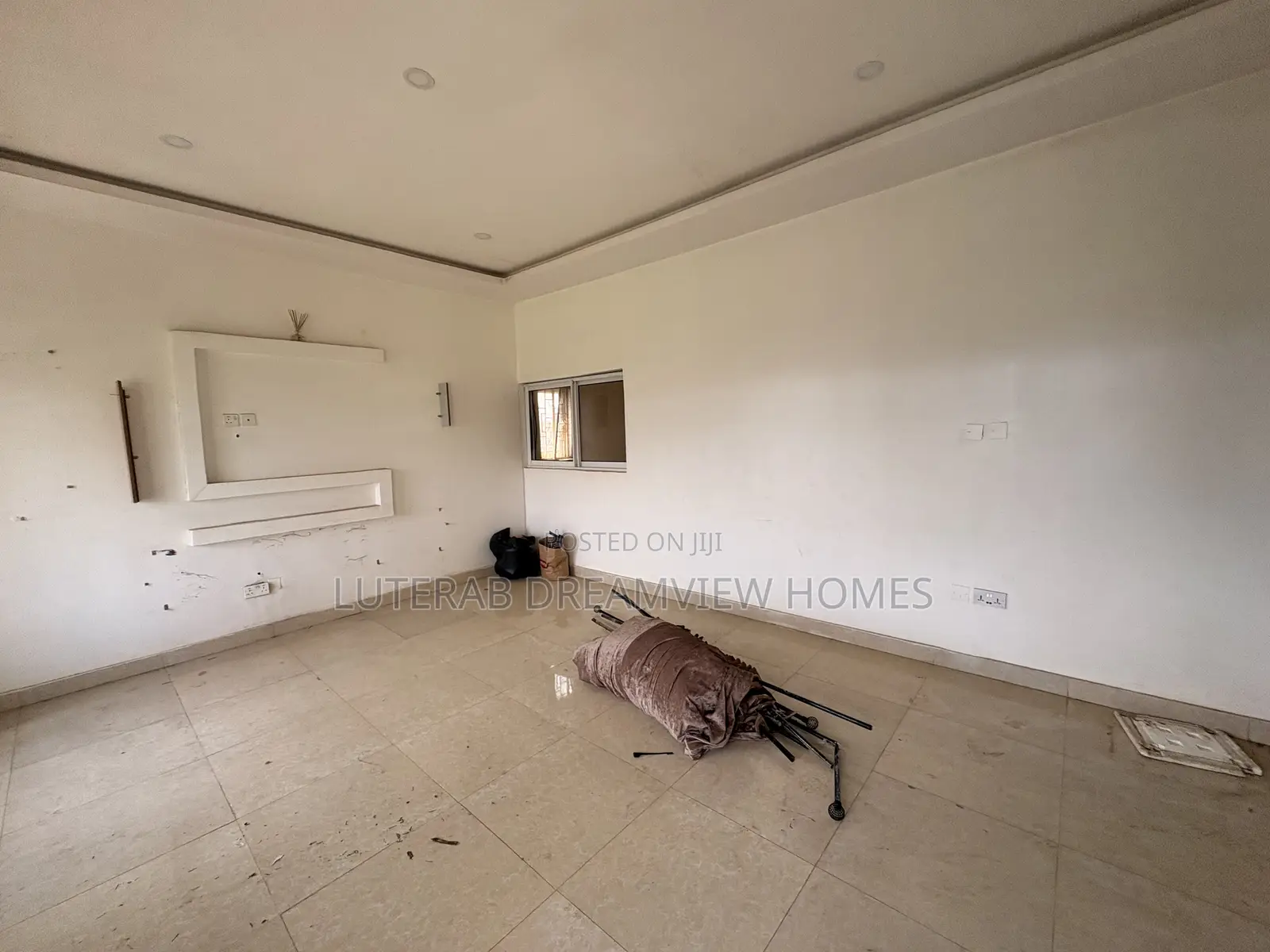 2bdrm Block of Flats in Jahi for rent