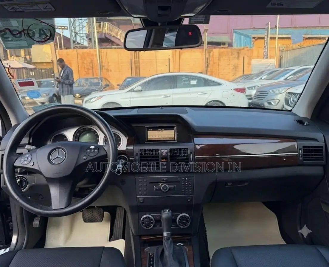 Mercedes-Benz GLK-Class 350 4MATIC 2010 Gray