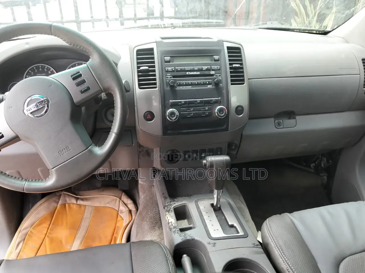 Nissan Frontier 2010 Black