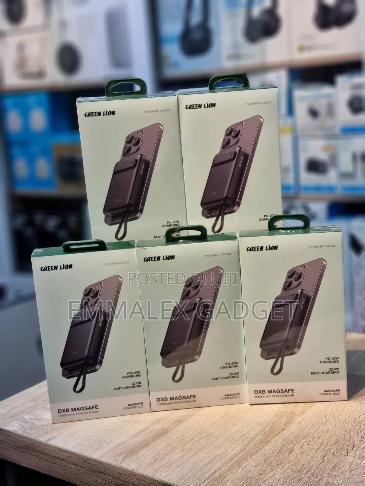 Green LION Magsafe Power Bank