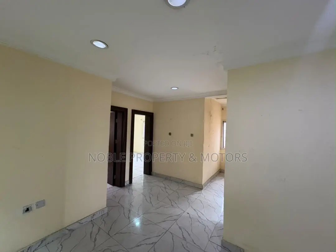 3bdrm Apartment in Wuse 2 for rent