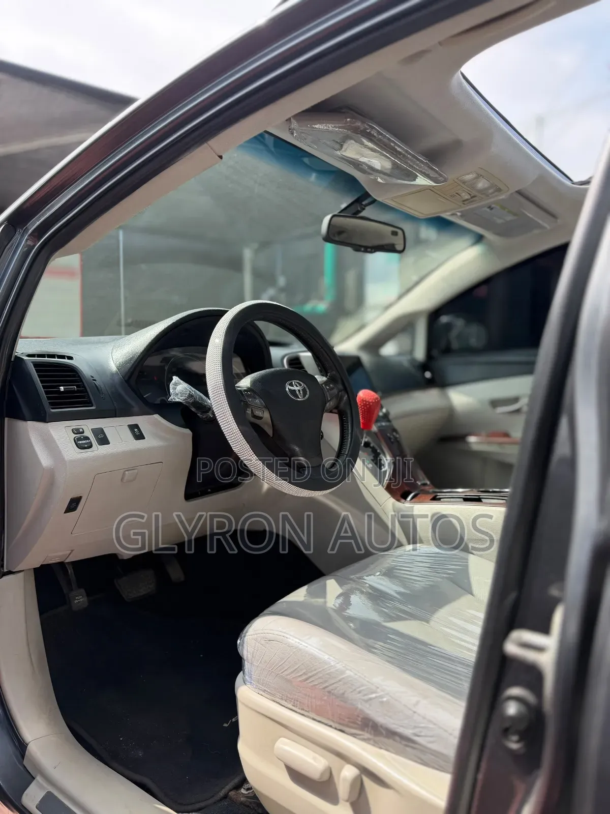 Toyota Venza XLE 2011 Gray