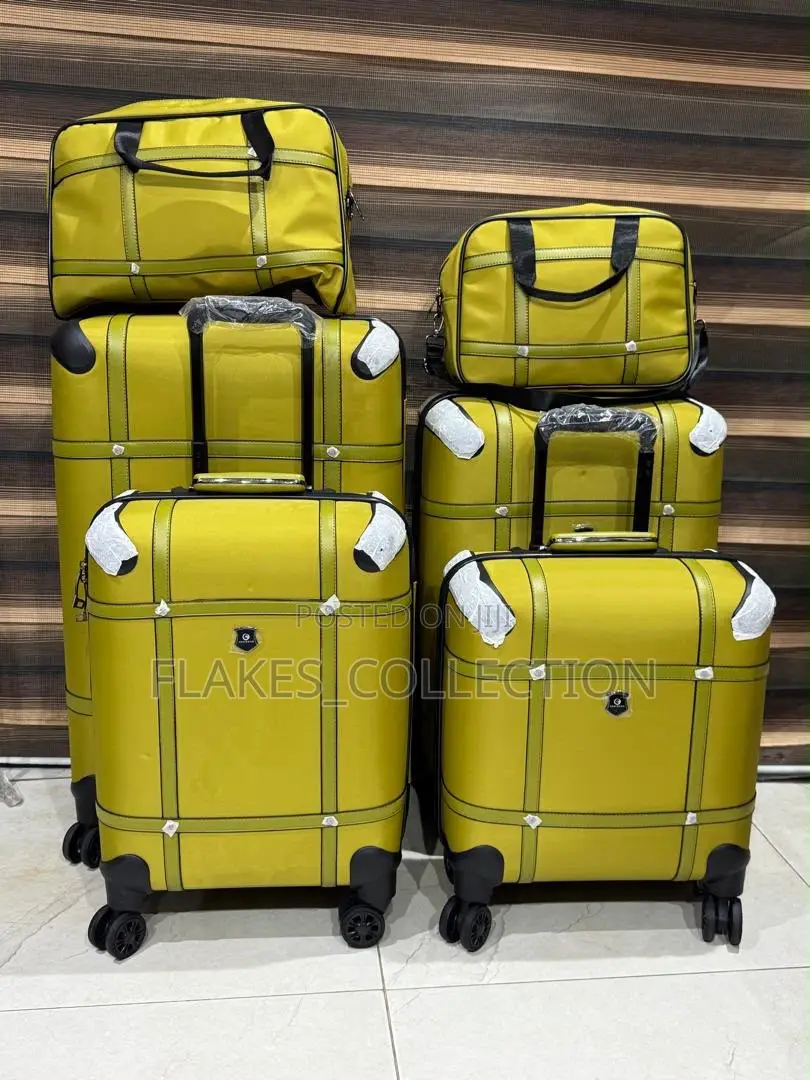 Beautiful 5 in 1 Luggage Set