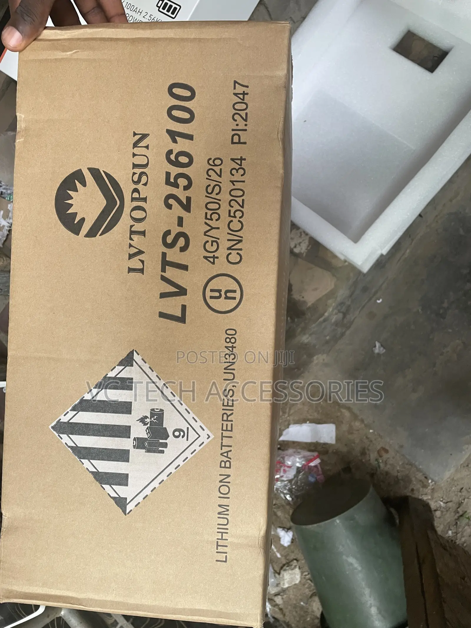 LVTOPSUN 2.5kwh 24V Lithium Battery