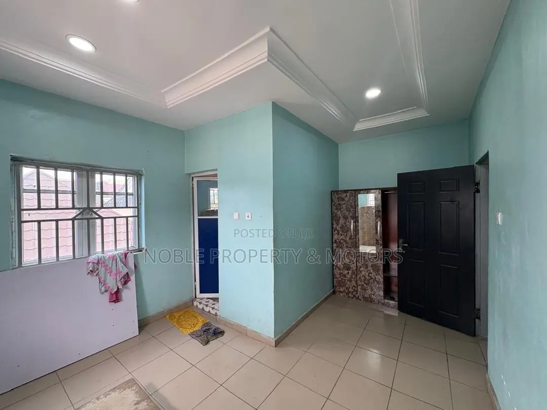4bdrm Townhouse / Terrace in Wuse 2 for rent
