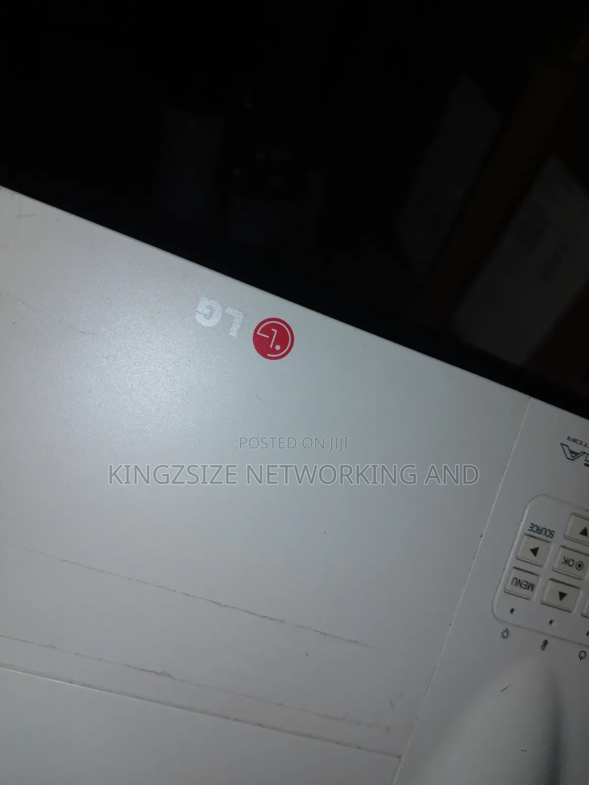 LG Projector