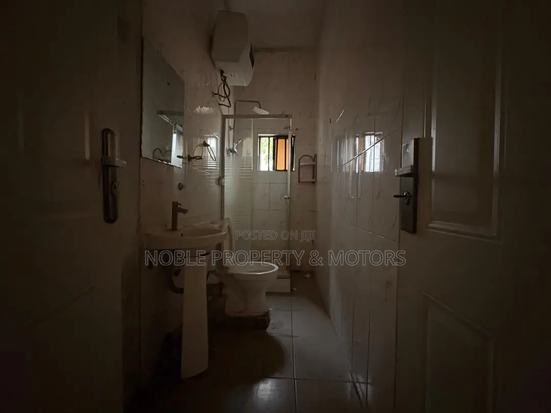 1bdrm Block of Flats in Wuse 2 for rent