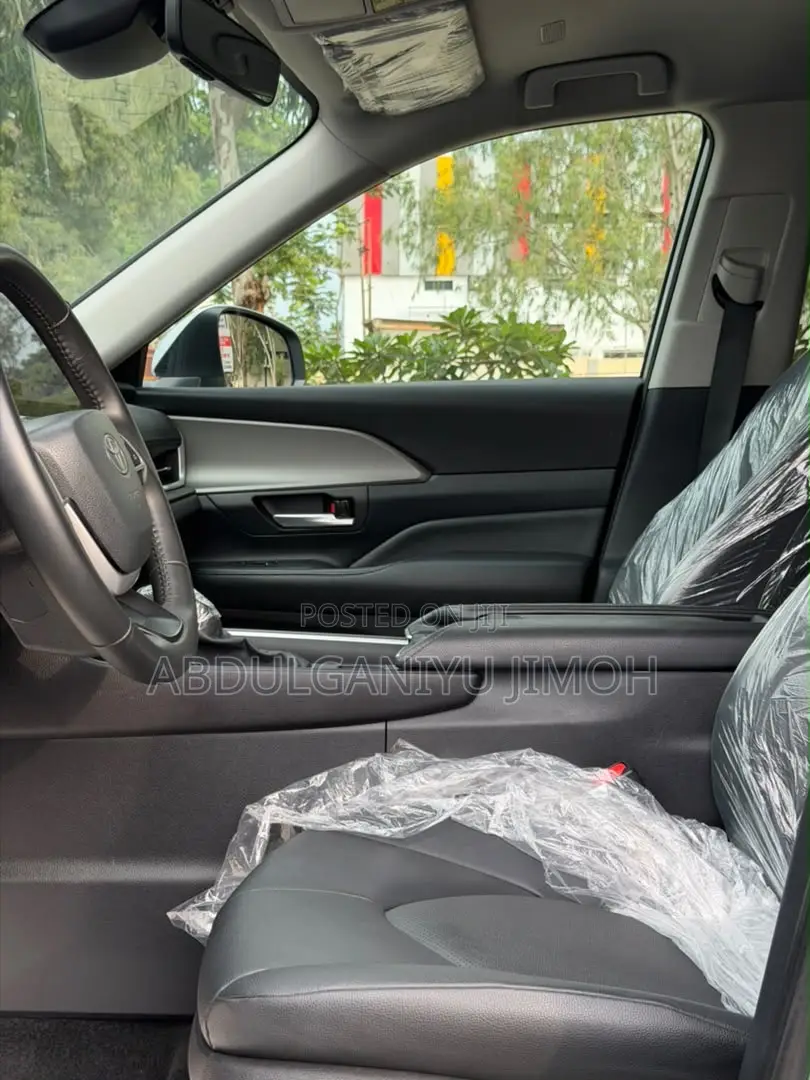 Toyota Grand Highlander 2024