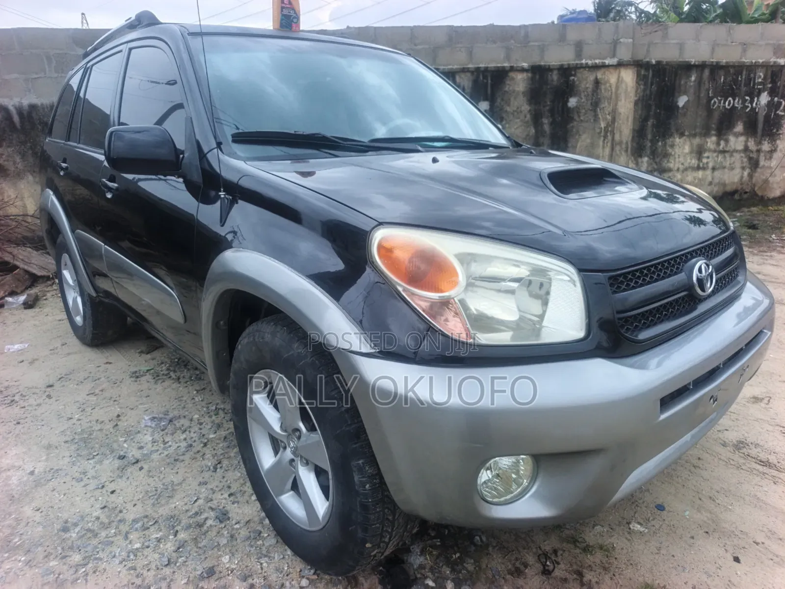 Toyota RAV4 2.0 Automatic 2005 Maroon