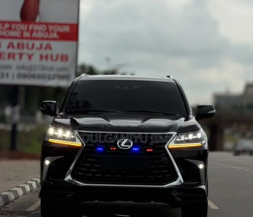 Lexus LX 570 AWD 2018 Black