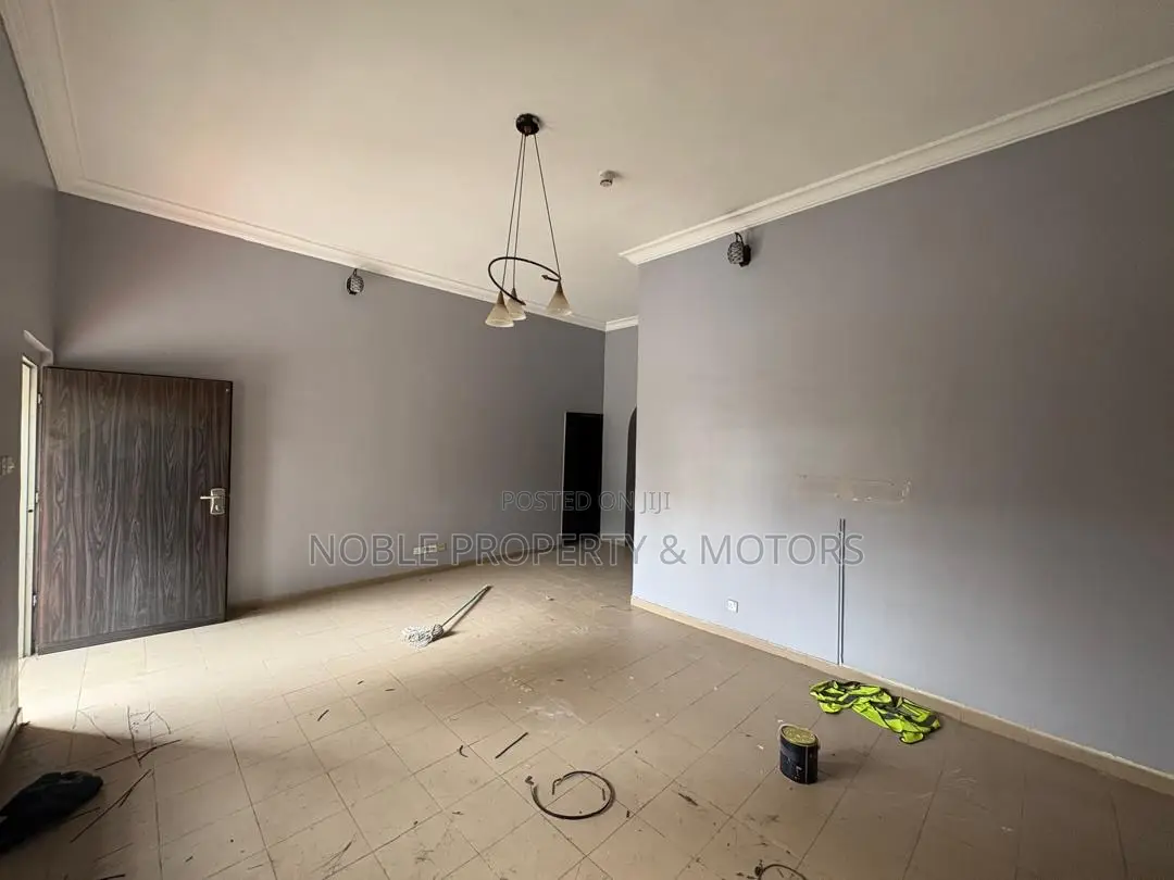4bdrm Townhouse / Terrace in Wuse 2 for rent