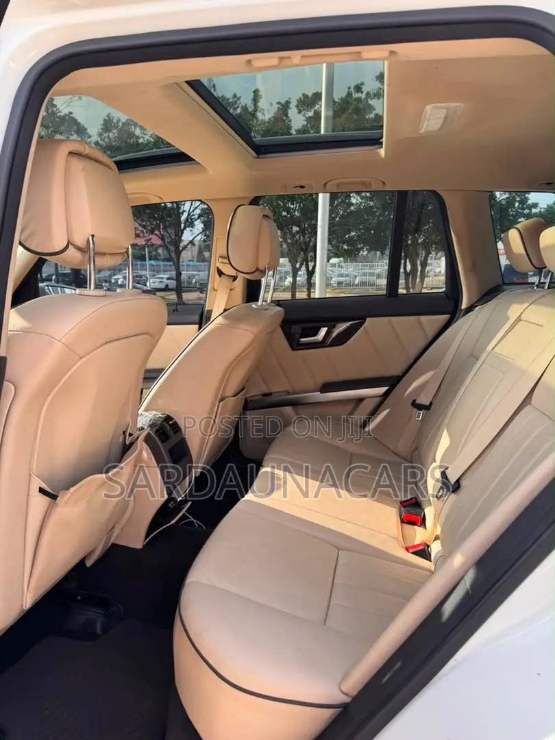 Mercedes-Benz GLK-Class 350 4MATIC 2014 White