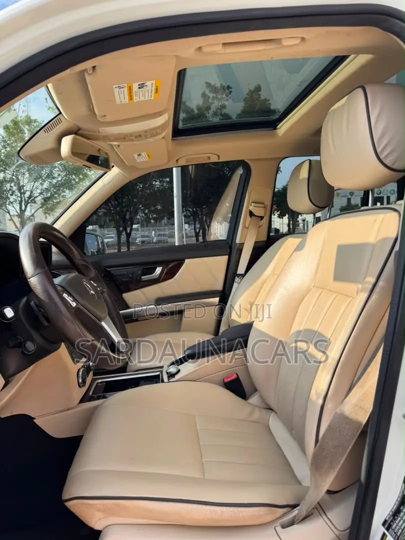 Mercedes-Benz GLK-Class 350 4MATIC 2014 White