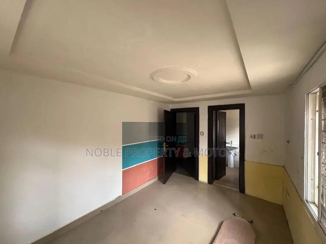 2bdrm Block of Flats in Wuse 2 for rent