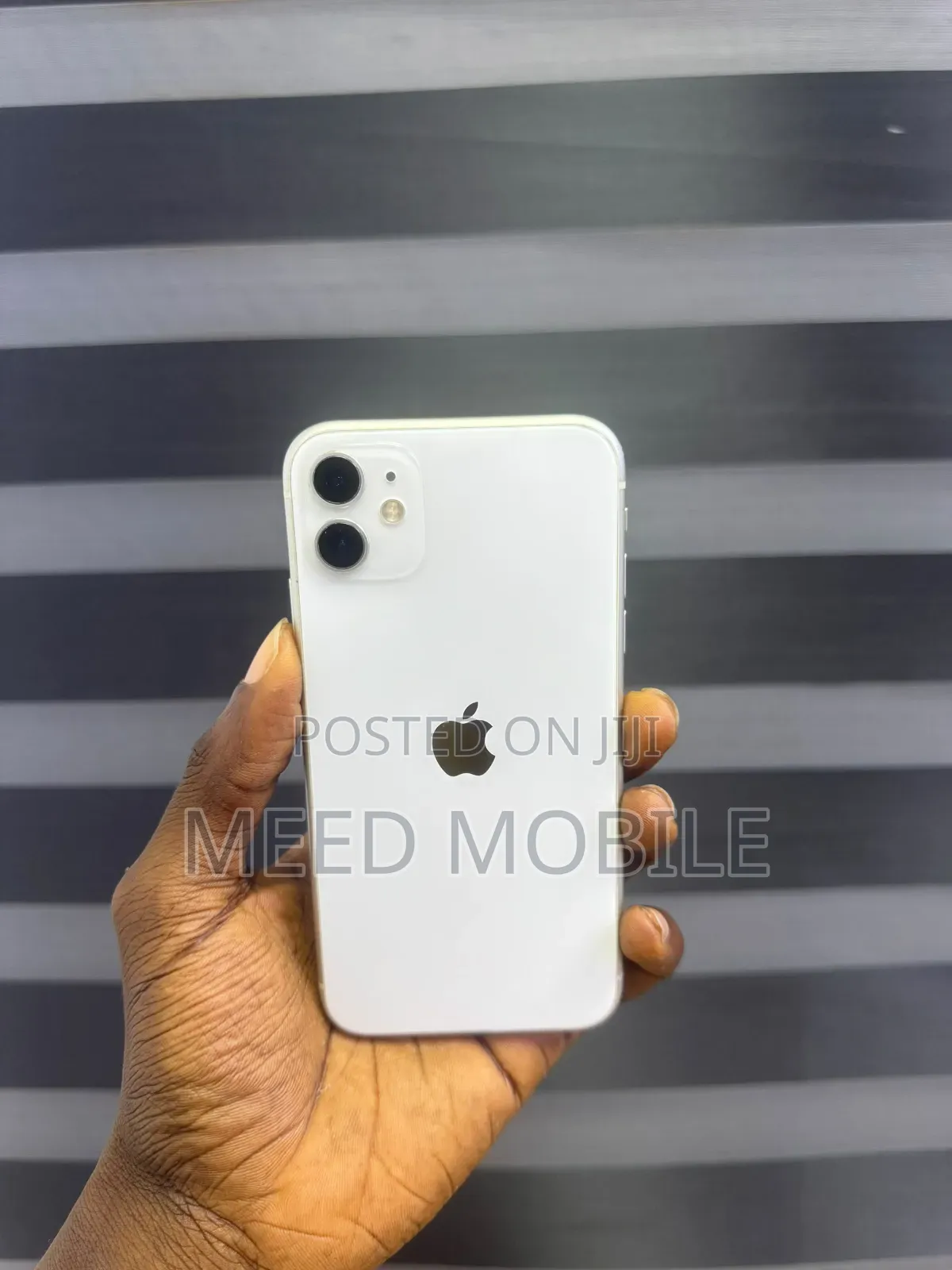Apple iPhone 11 64 GB White