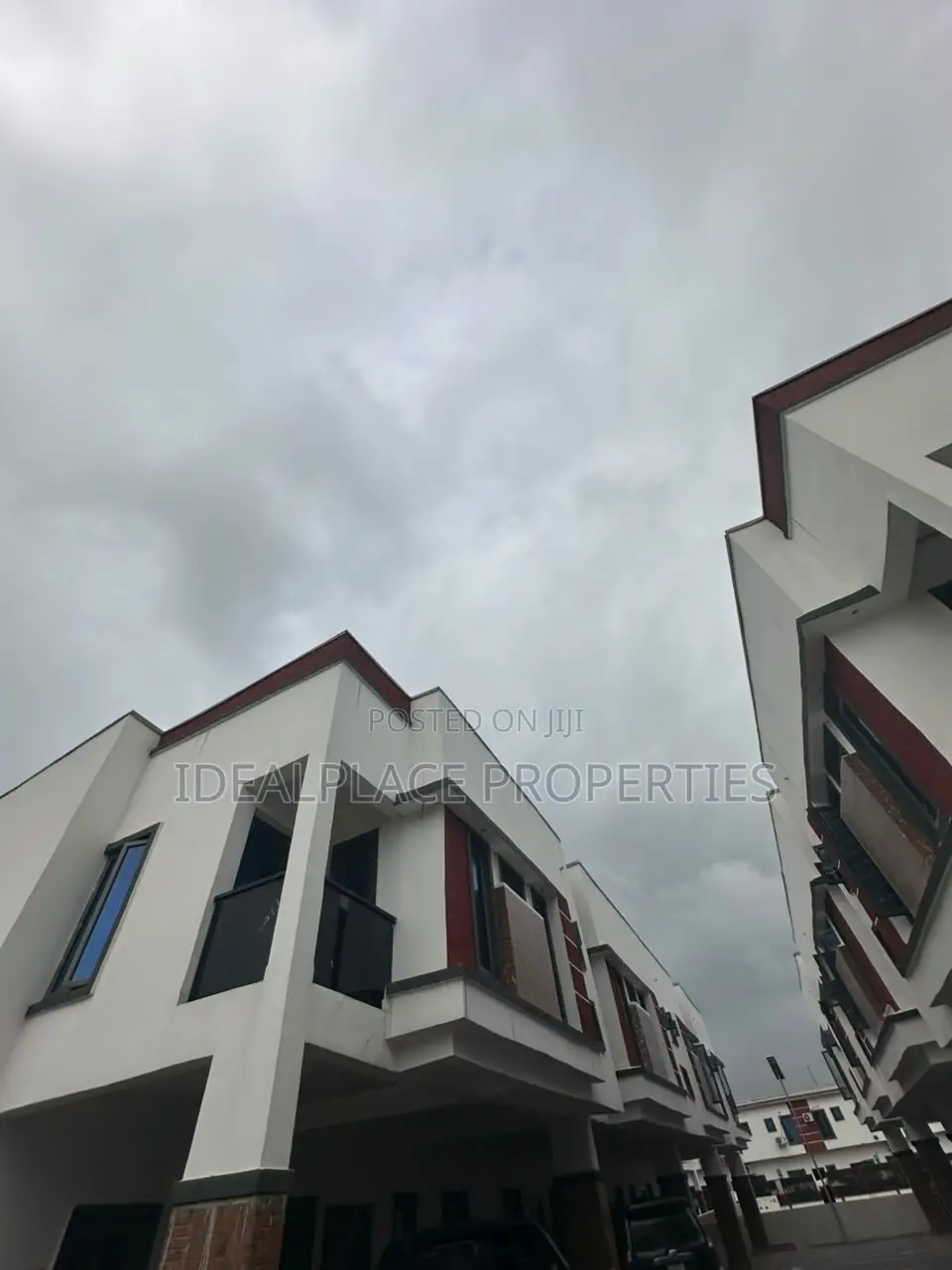 4bdrm Townhouse/Terrace in Lekki for sale