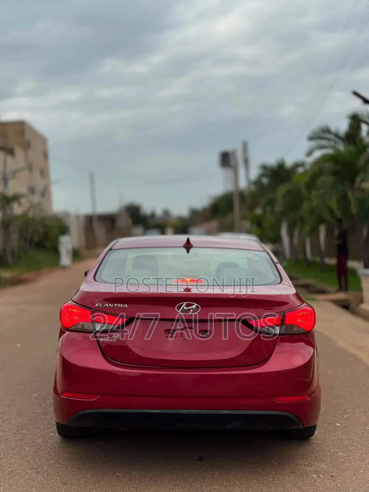 Hyundai Elantra 2012 Red