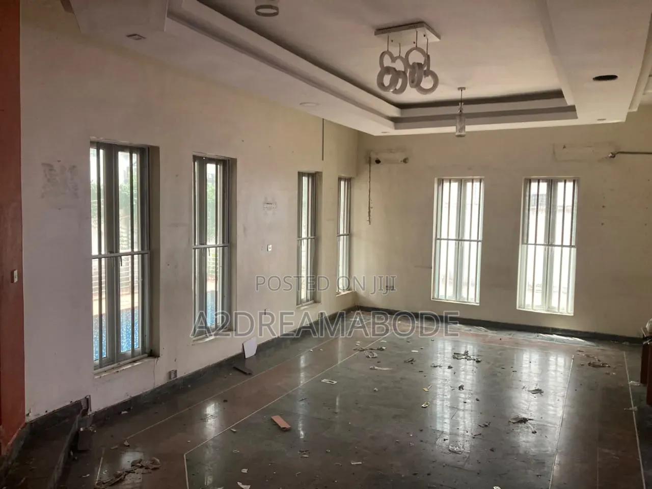 Nicely Placed Office Space