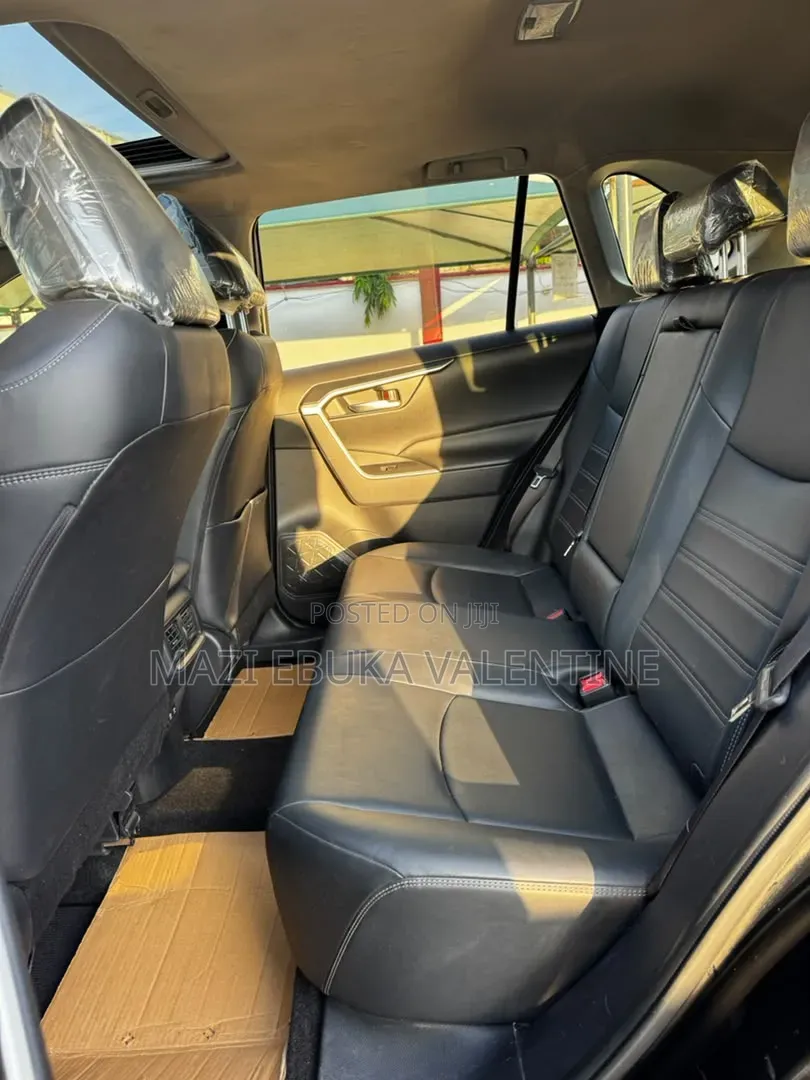 Toyota RAV4 2020 Black