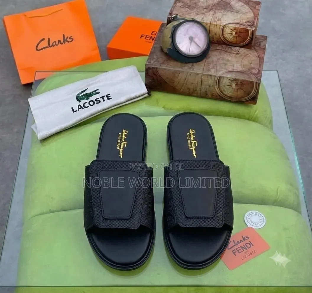 Black Solid Pam Slippers OSO 6d