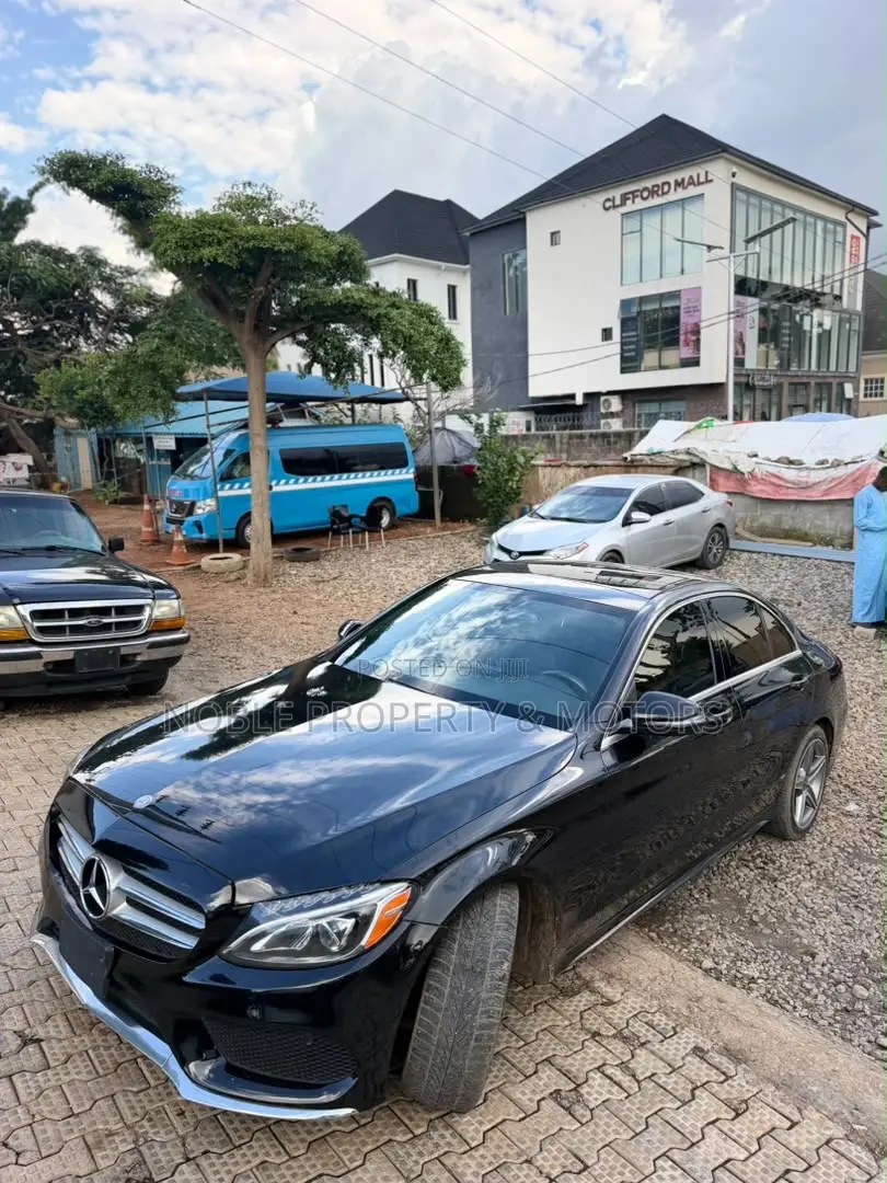 Mercedes-Benz C300 Base 4Matic Sedan AWD (2.0L 4cyl 7A) 2017 Black