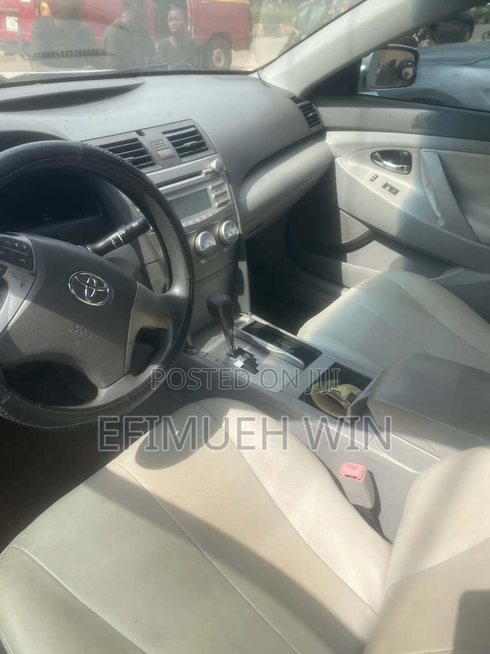 Toyota Camry LE 4dr Sedan (2.5L 4cyl 6AM) 2010 Silver