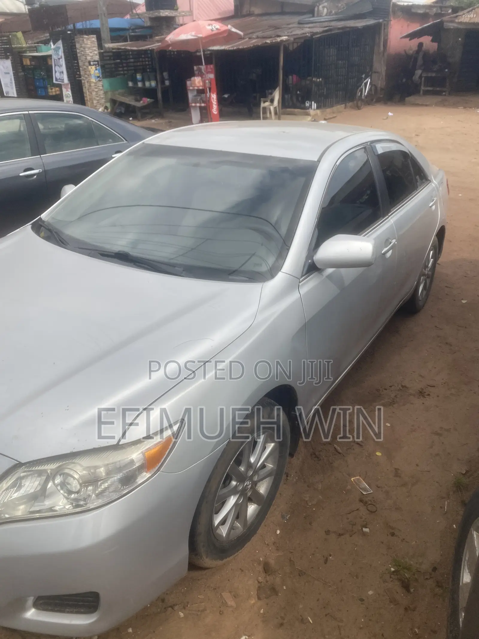 Toyota Camry LE 4dr Sedan (2.5L 4cyl 6AM) 2010 Silver