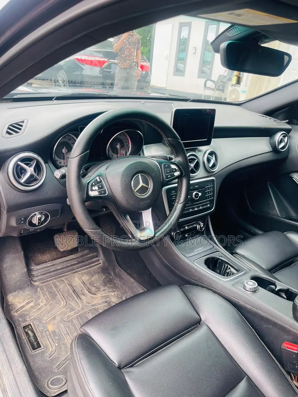 Mercedes-Benz GLA 250 2017 Black