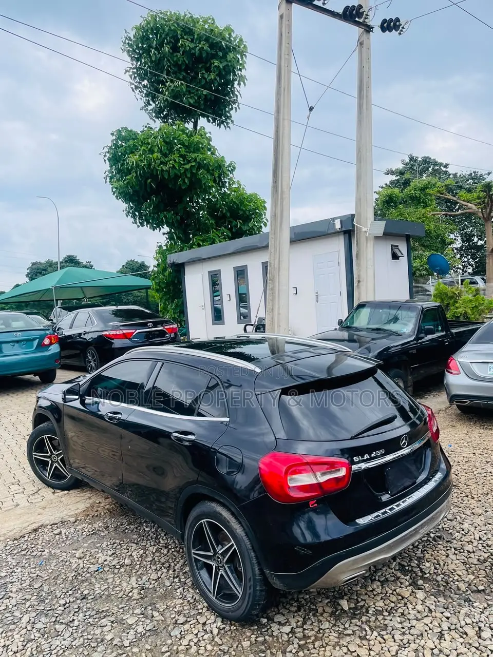 Mercedes-Benz GLA 250 2017 Black