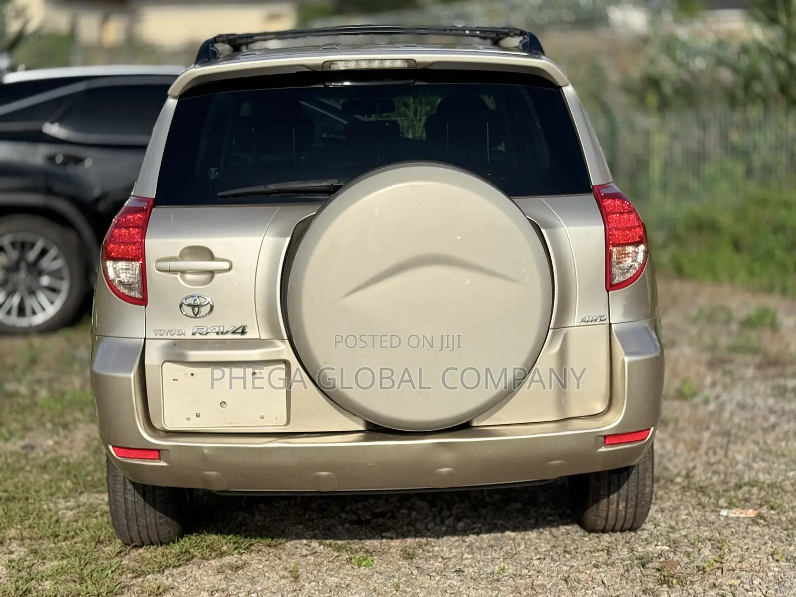 Toyota RAV4 200 4X4 Automatic 2008 Gold