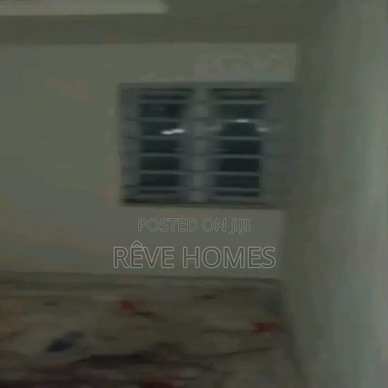 Mini Flat in Adekunle for rent